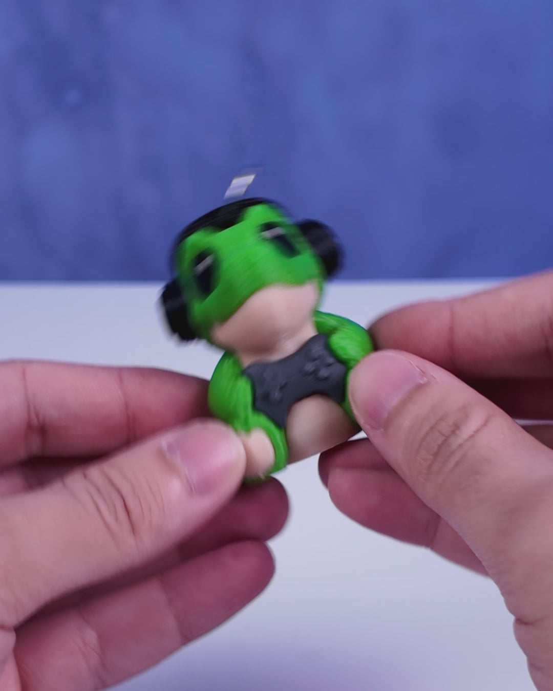 Chaveiro Baby Dinossauro Gamer