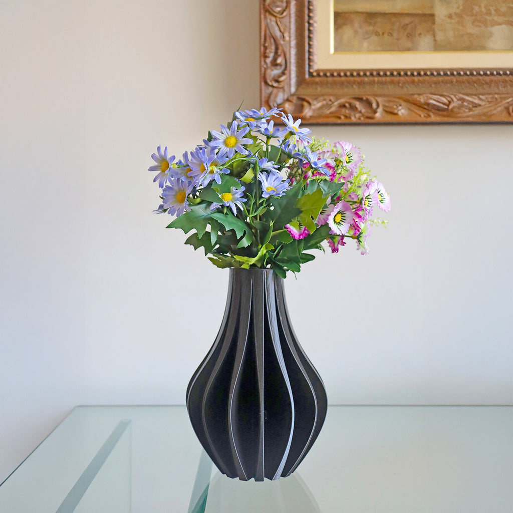 Vaso preto moderno para decoração