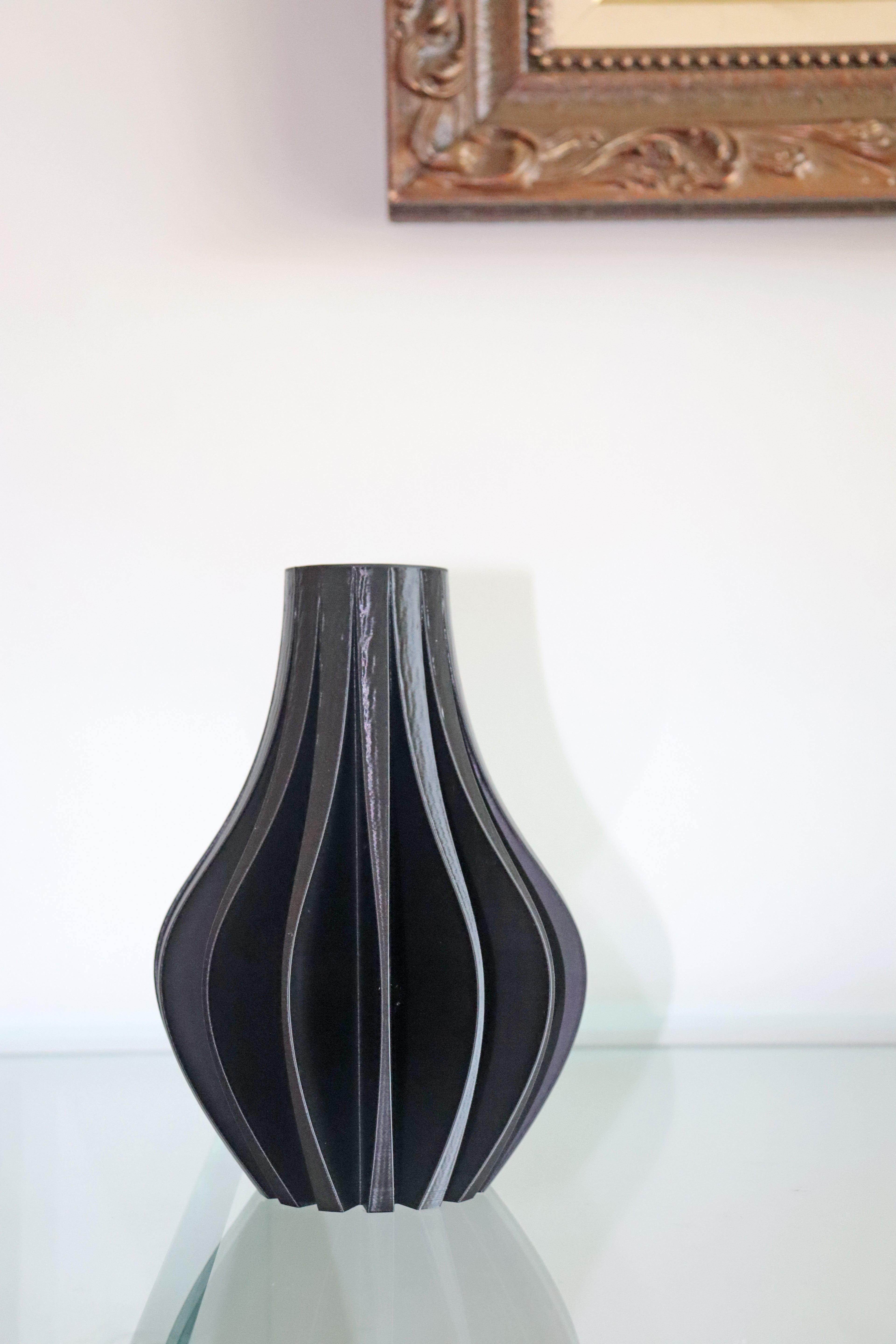 Vaso preto moderno para decoração